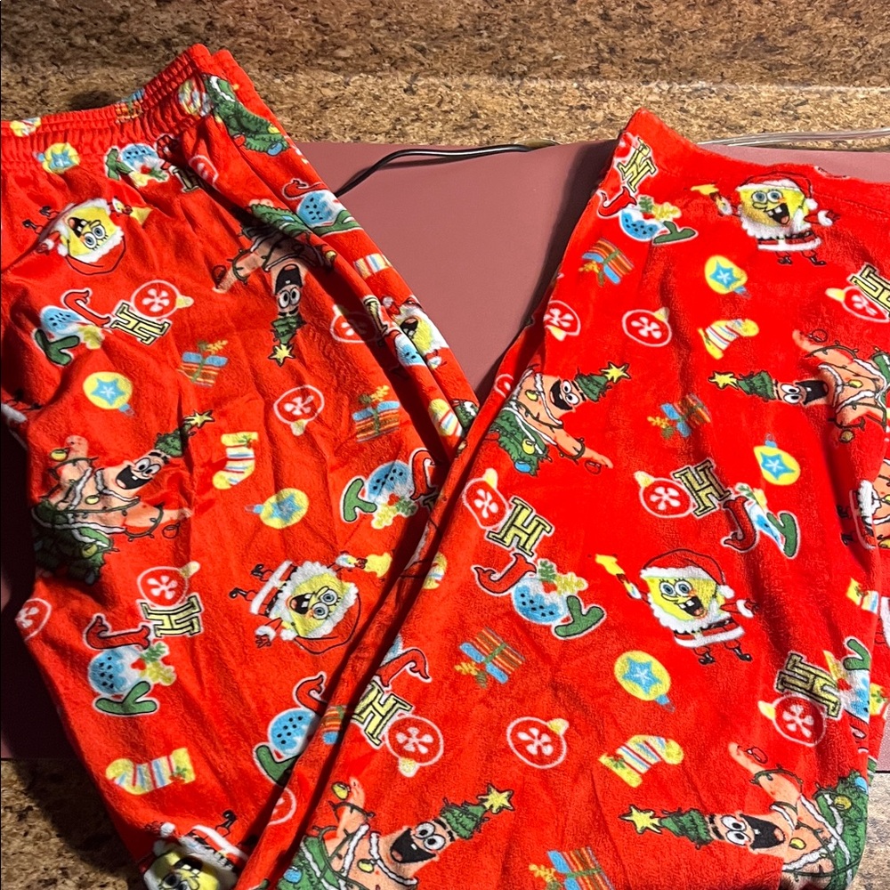 2/$5.00 💁‍♀️💁‍♂️UNISEX SpongeBob SquarePants Red Kids Pajama Bottoms